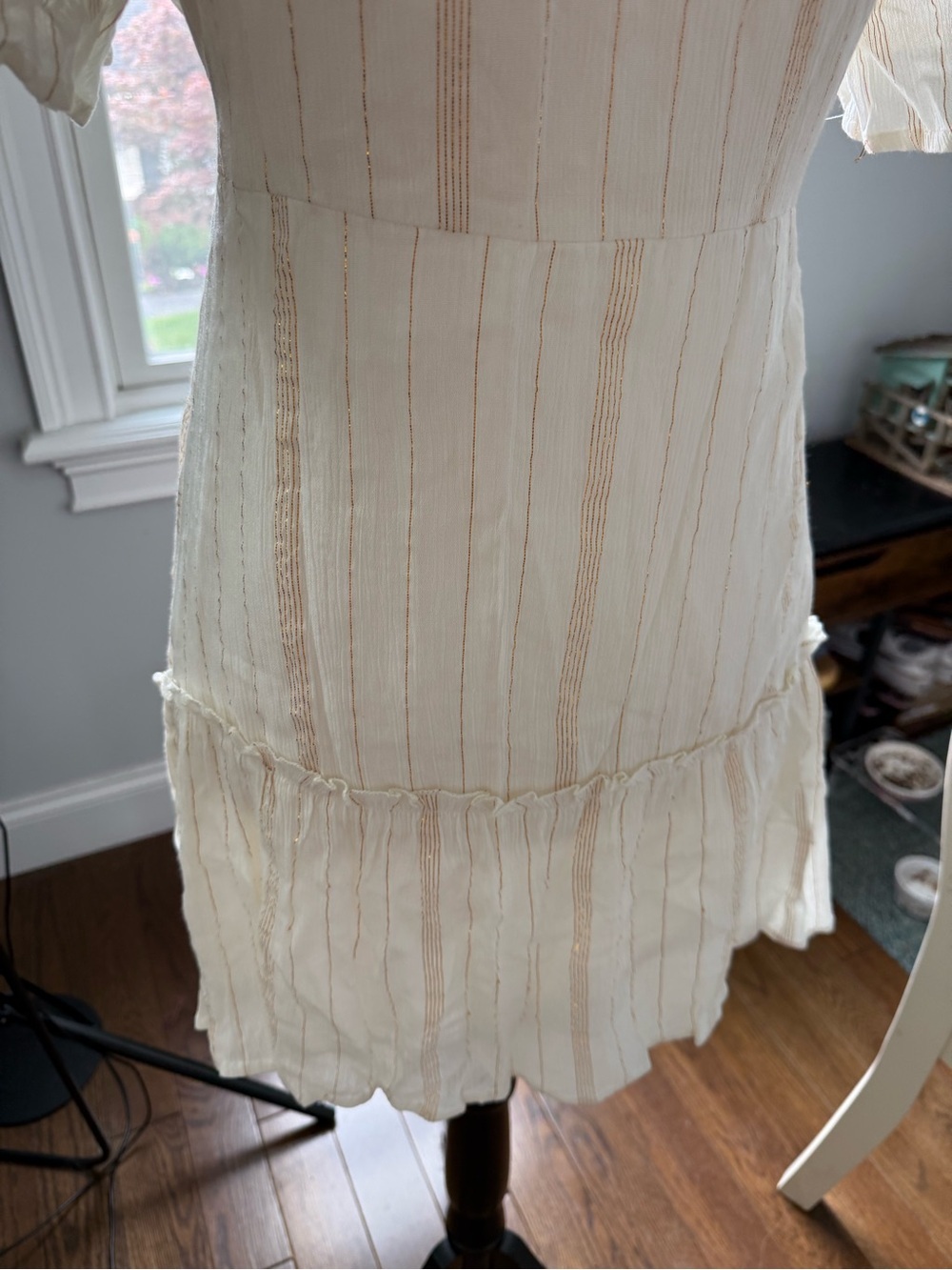 Raga Sold at Anthropologie Lightweight Cream Tiered Mini Dress Gold Shimmer Sz S - Picture 10 of 12